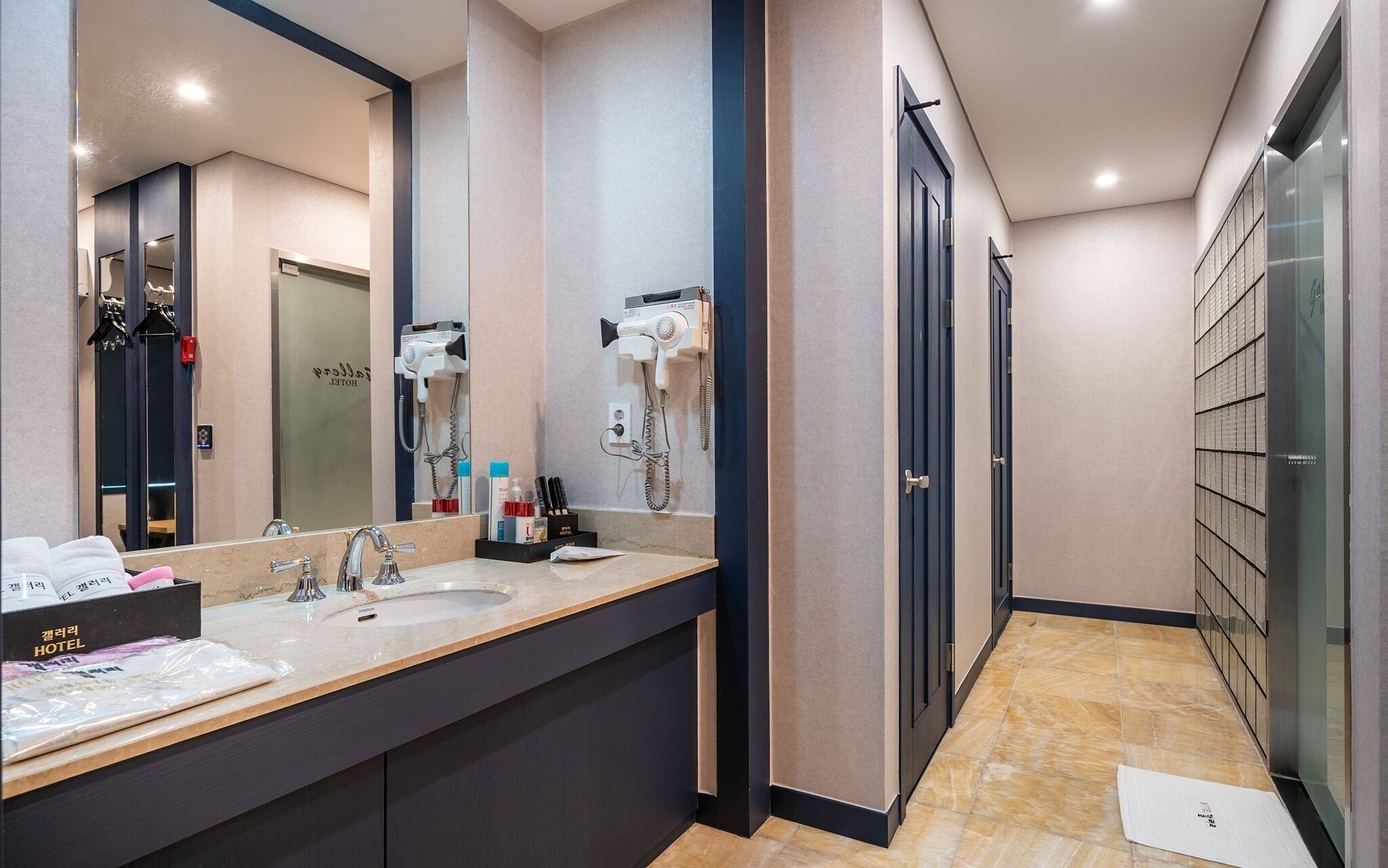 Pyeongtaek Gallery Hotel
