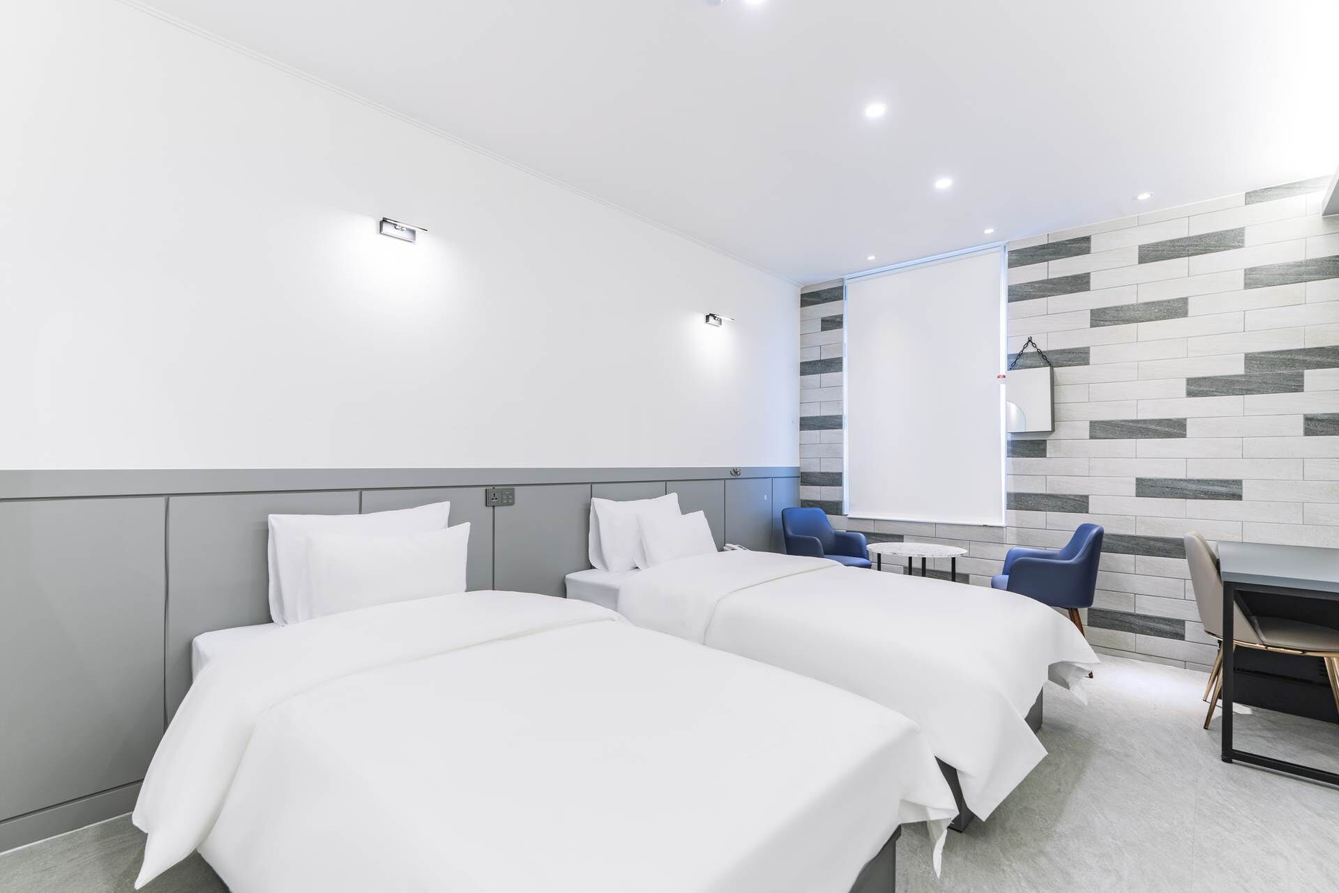 Pyeongtaek Godeok Richstay Hotel