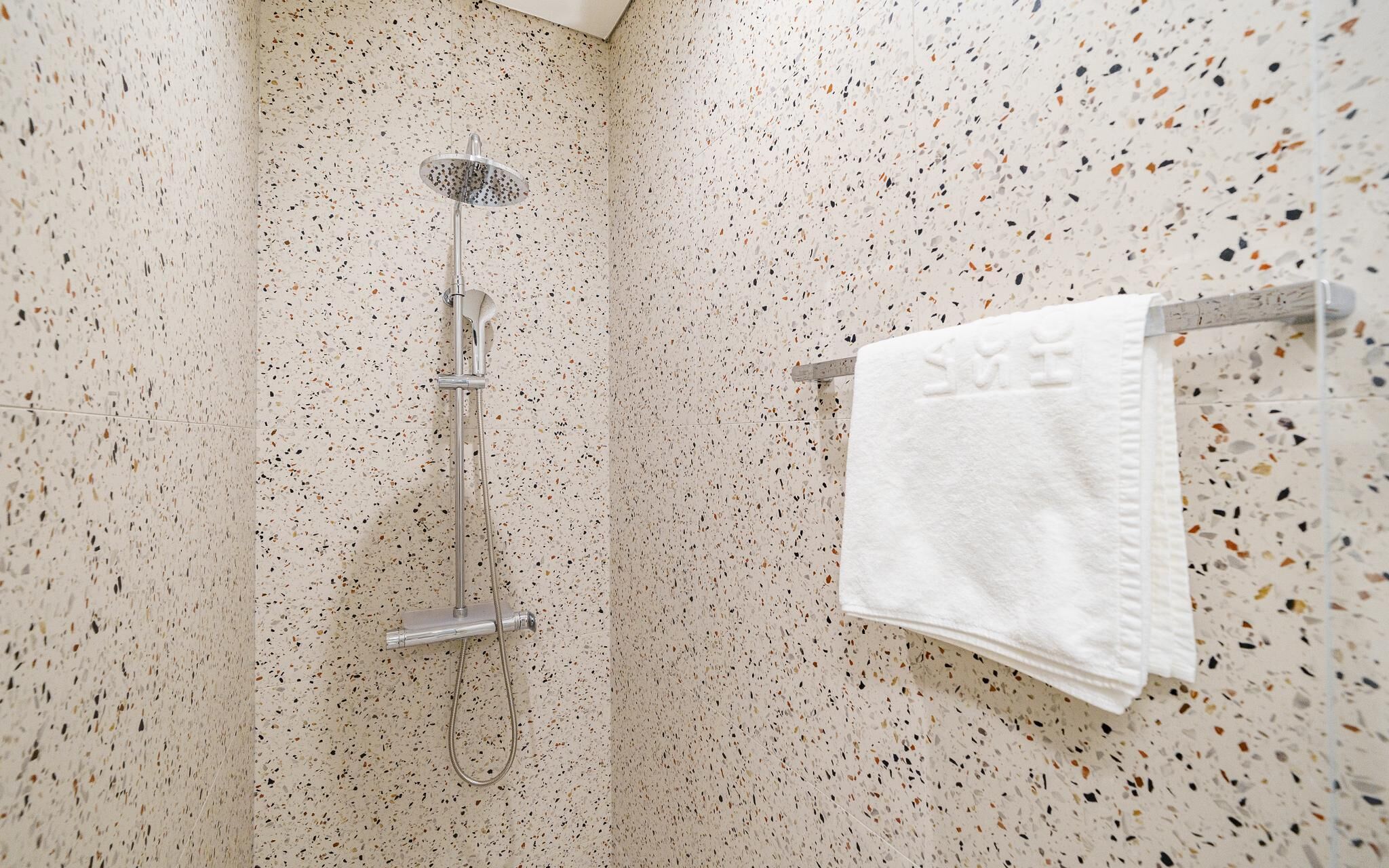 Pyeongtaek La Seine Tourist Hotel