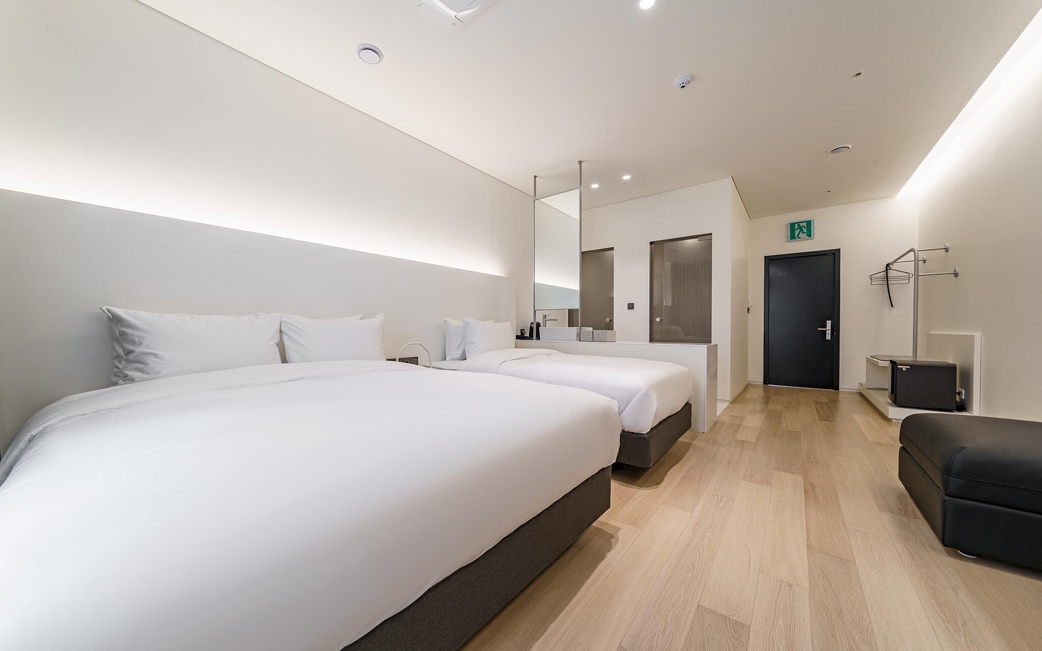 Pyeongtaek La Seine Tourist Hotel