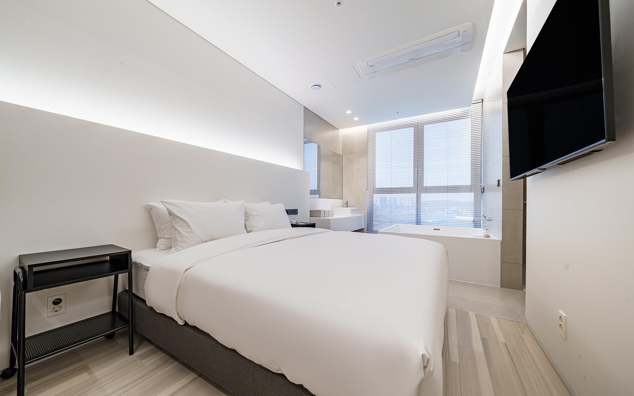 Pyeongtaek La Seine Tourist Hotel