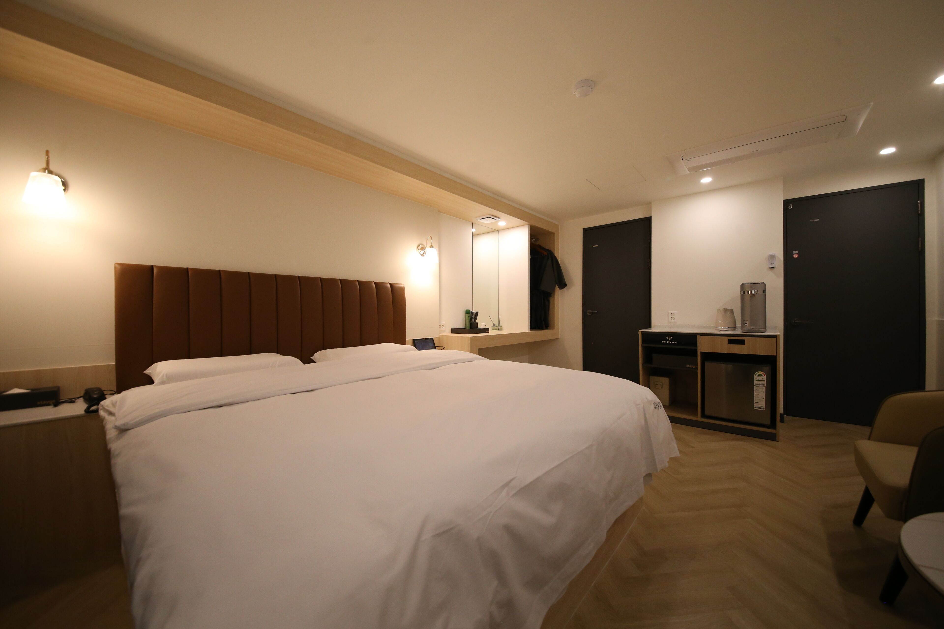 25 Hotel