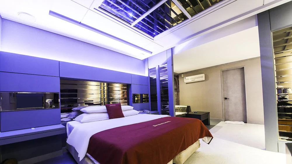 Hotel On