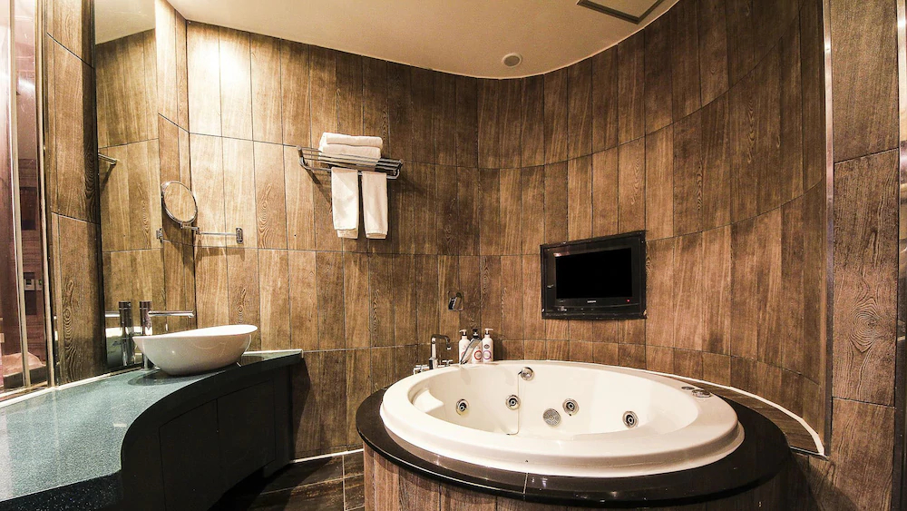 Hotel On