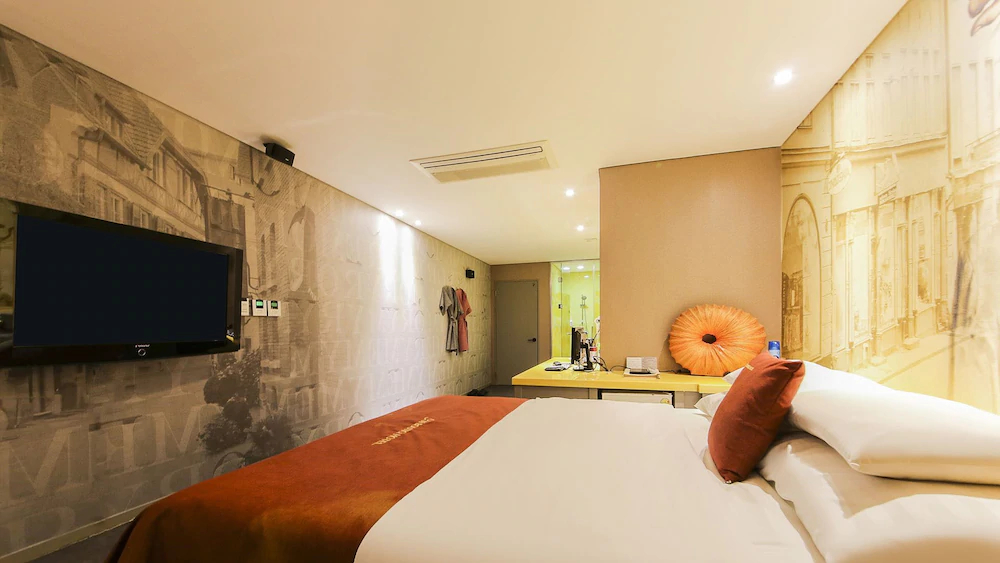 Hotel On