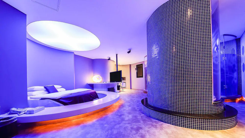Hotel On