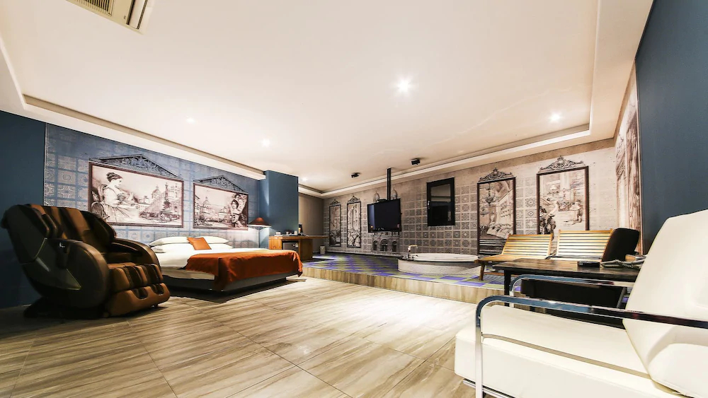 Hotel On