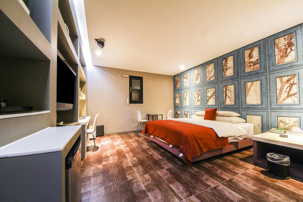 Hotel On