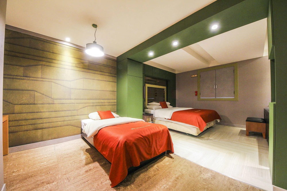 Hotel On