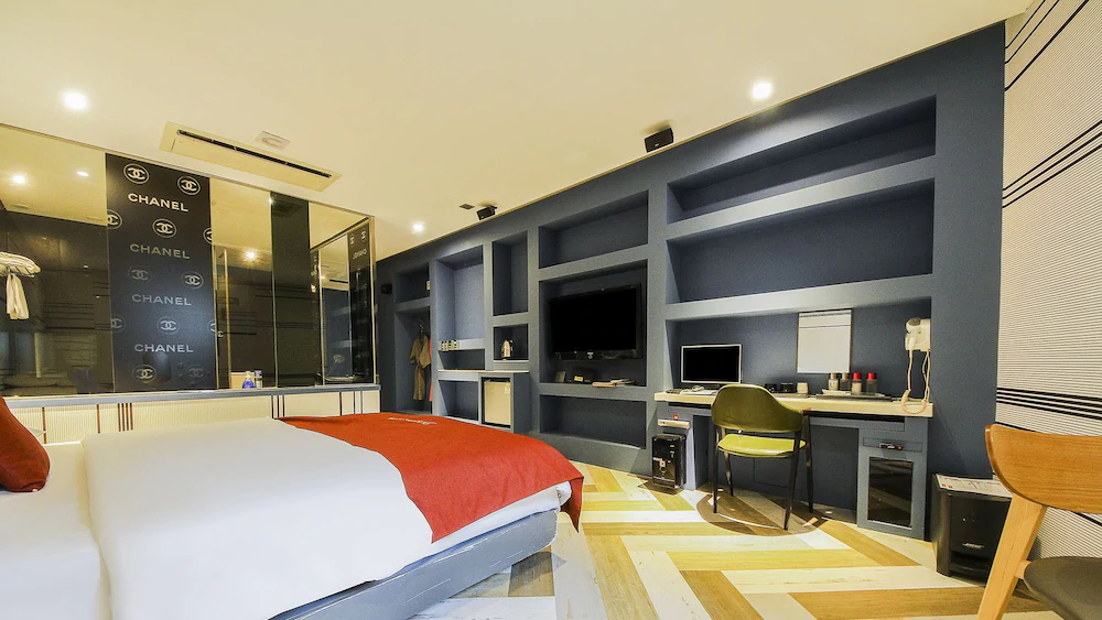 Hotel On