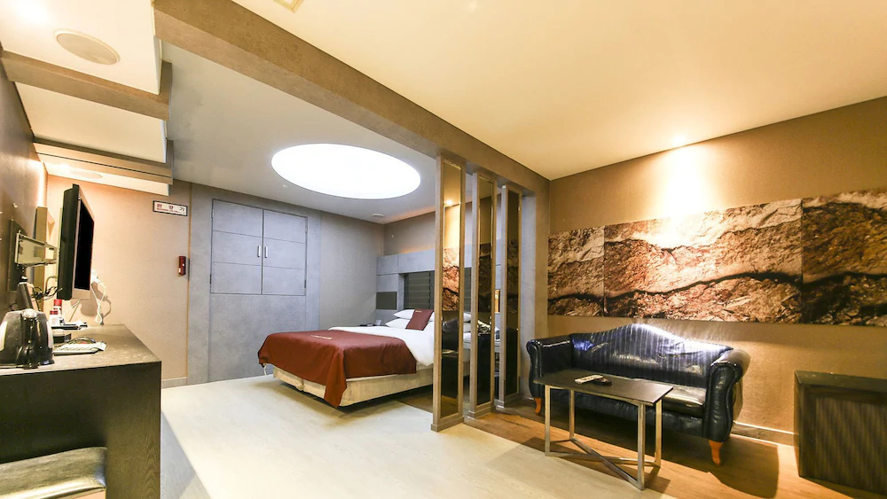 Hotel On