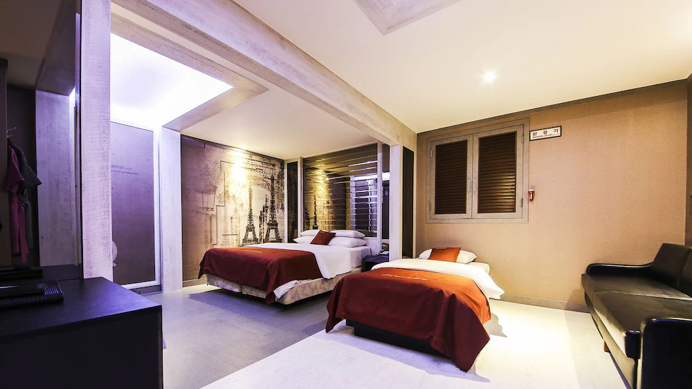 Hotel On