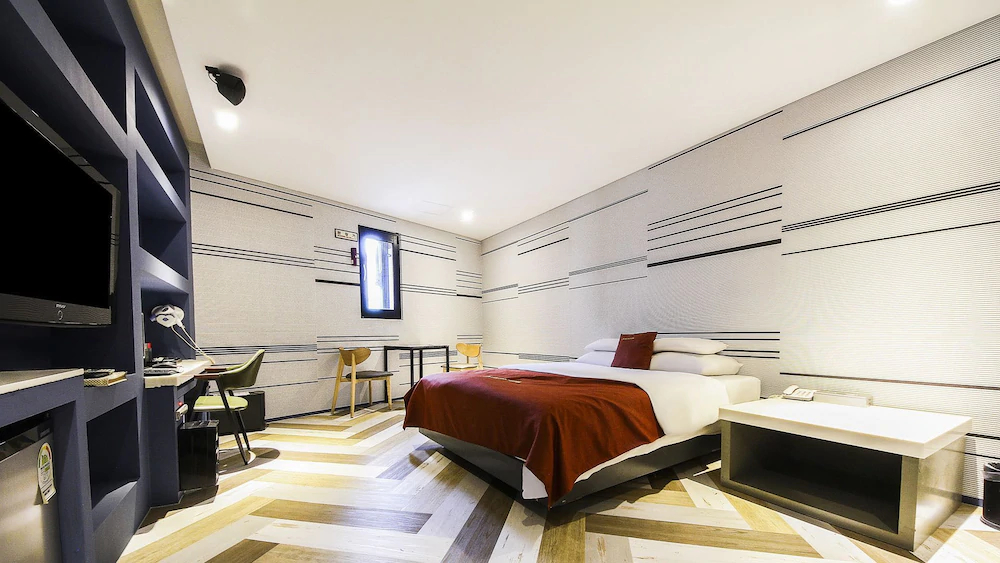 Hotel On