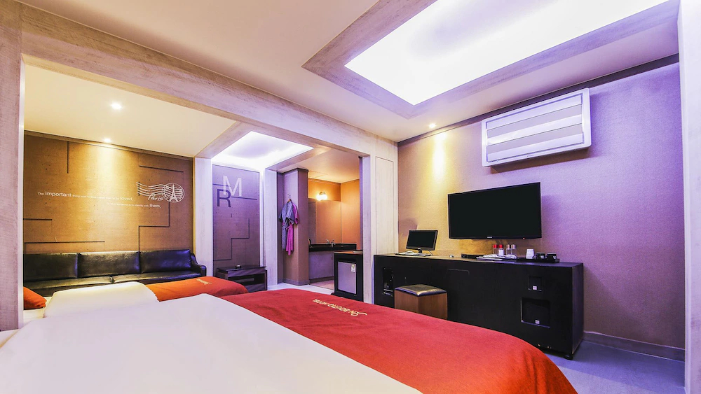 Hotel On