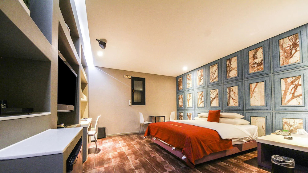 Hotel On