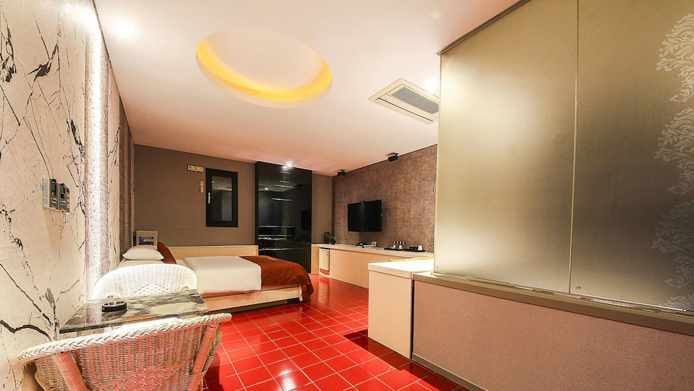 Hotel On
