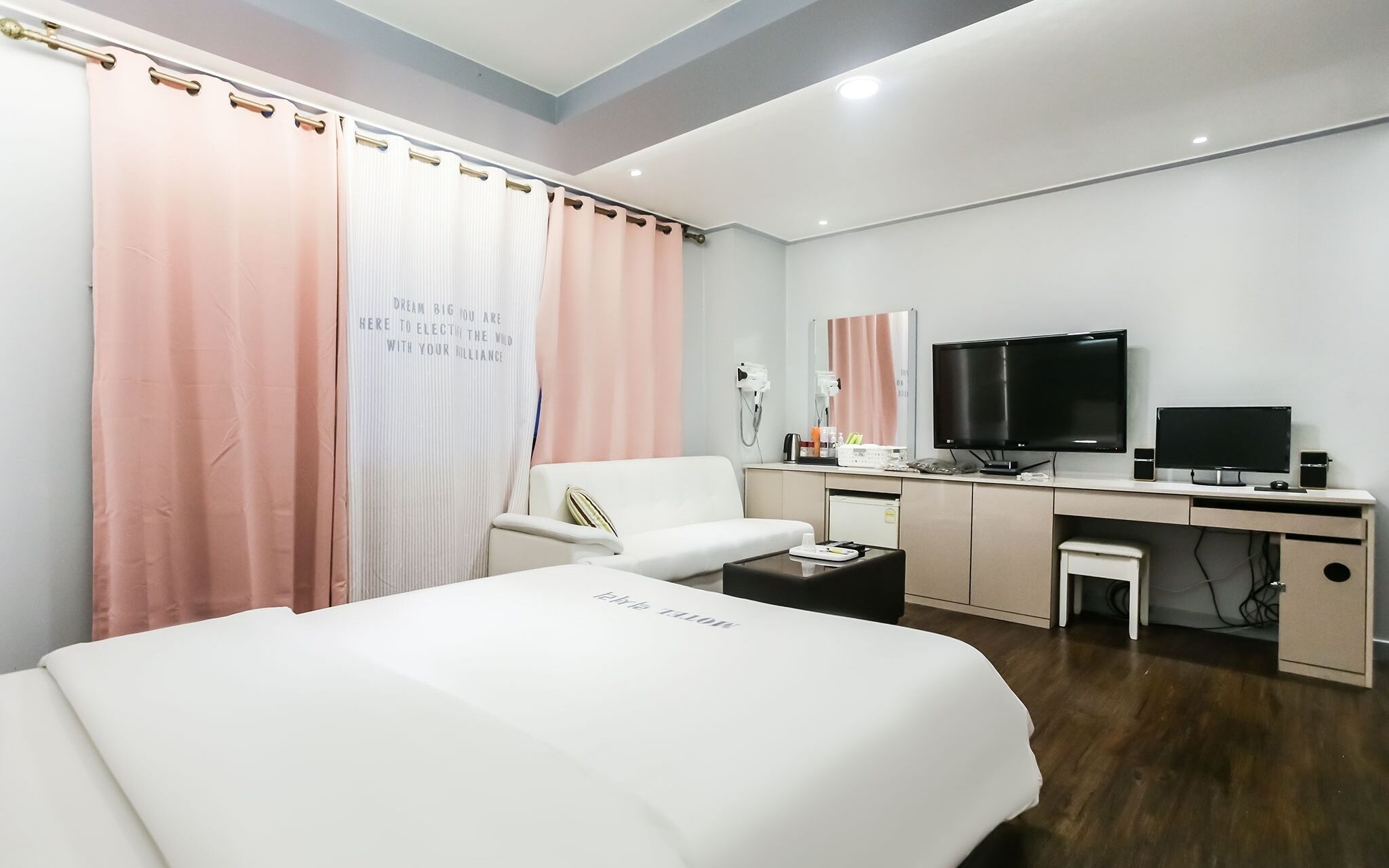 Uiwang Luxury