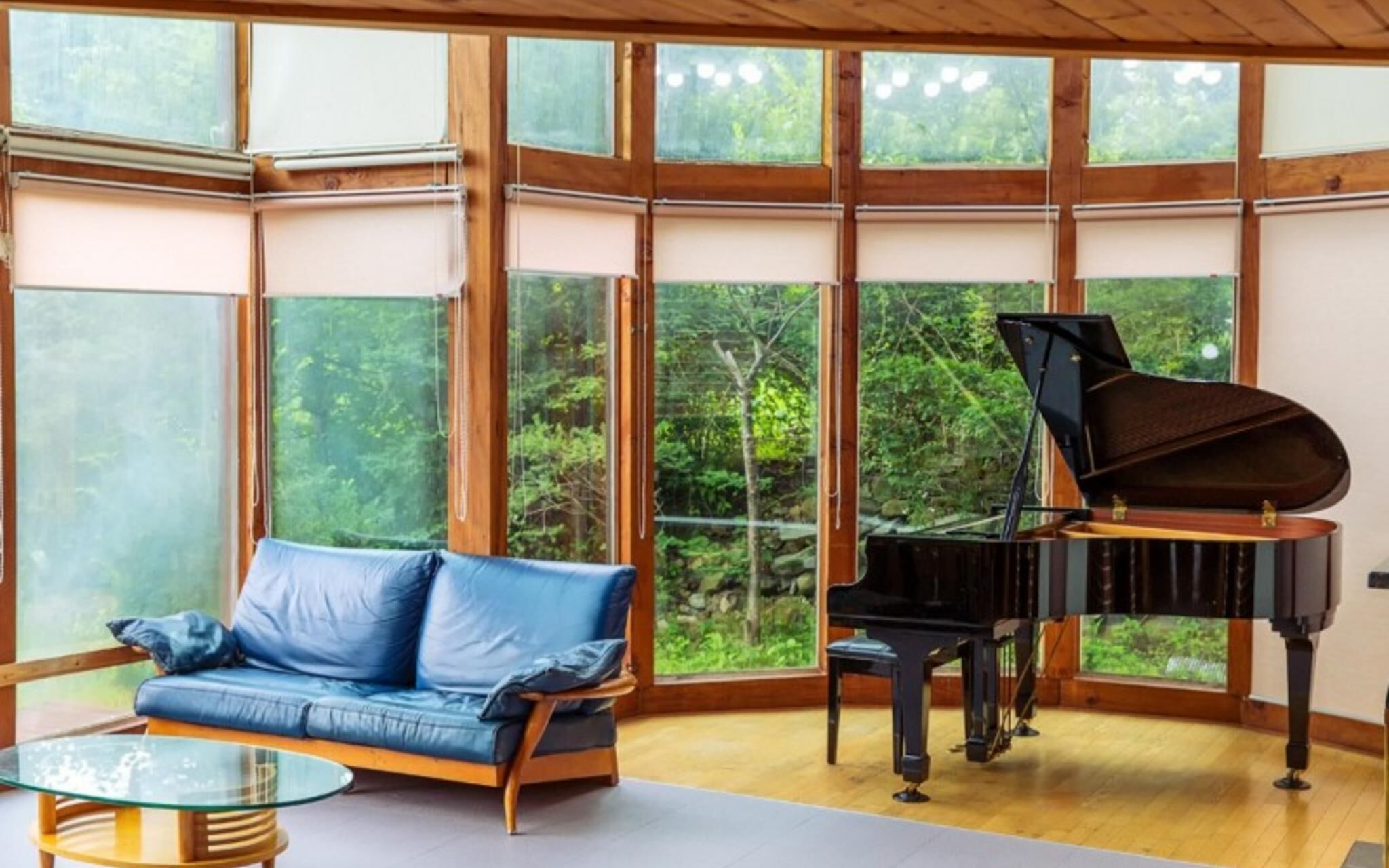 Pension Yangpyeong Lake Cabins