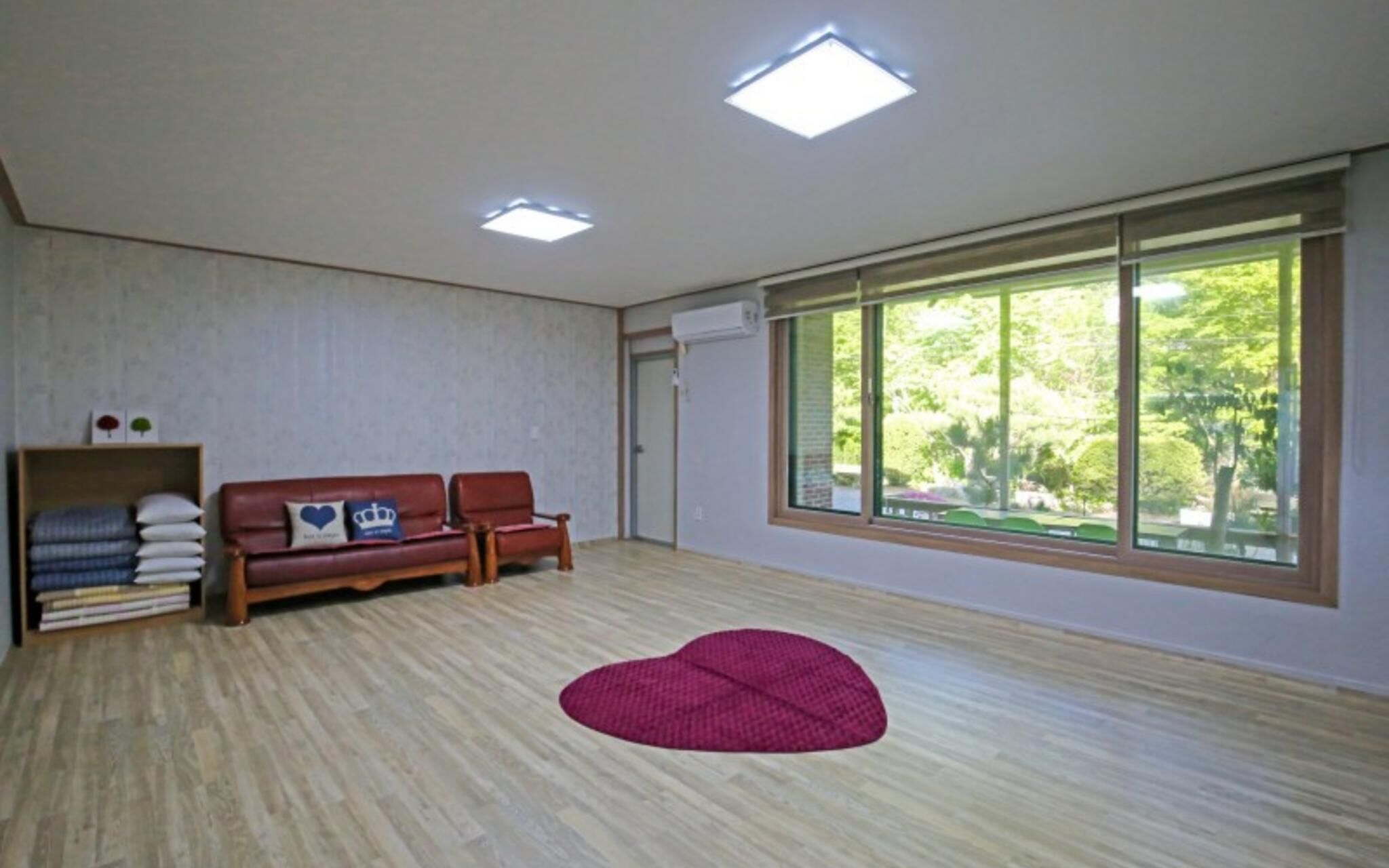 Yangpyeong Adeulbawi Pension