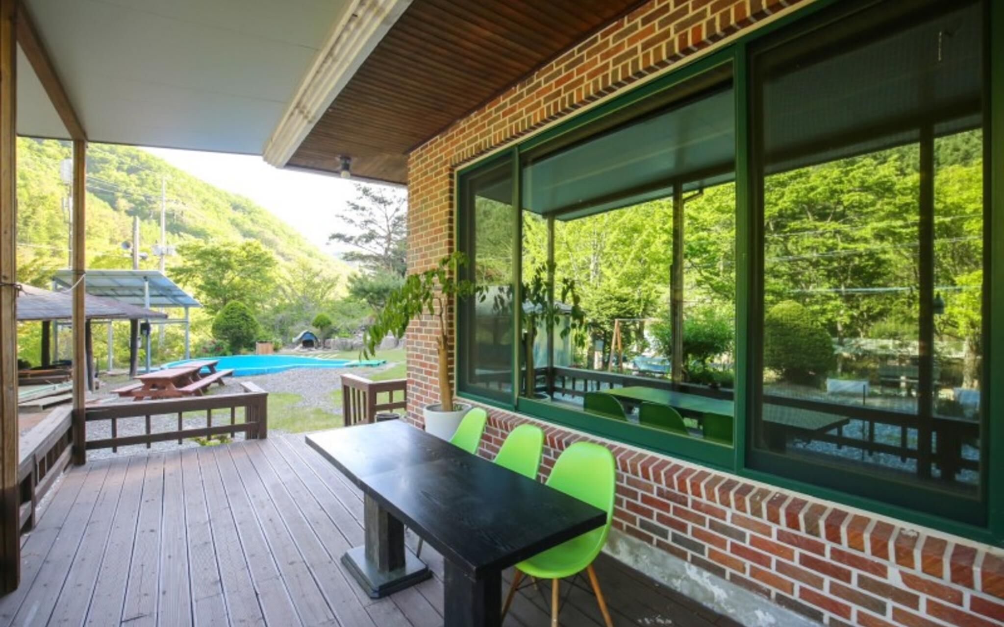 Yangpyeong Adeulbawi Pension