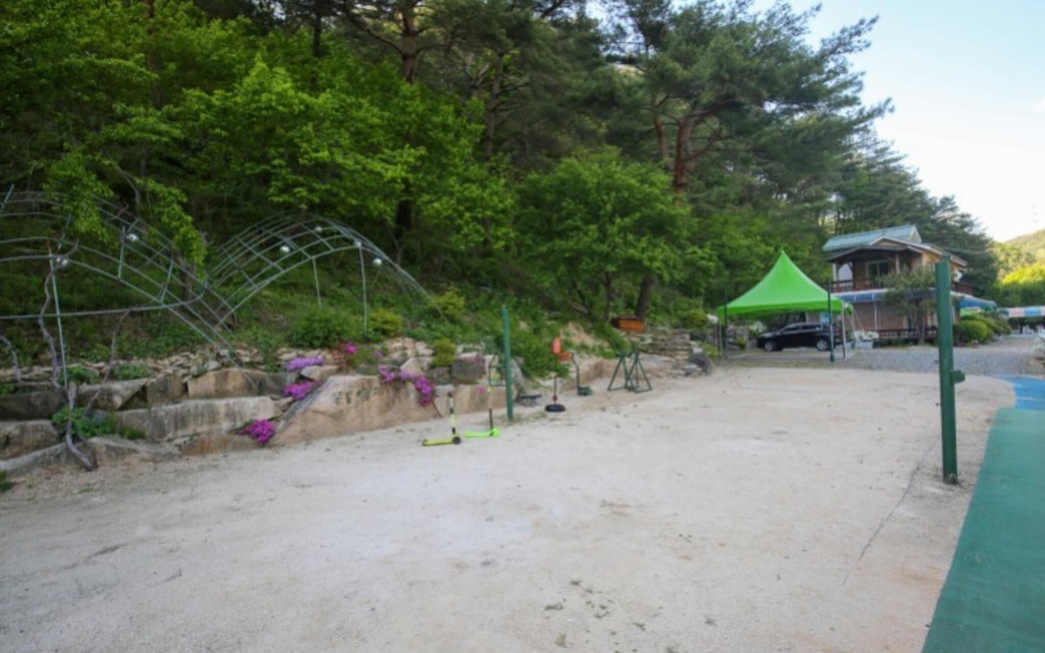 Yangpyeong Adeulbawi Pension