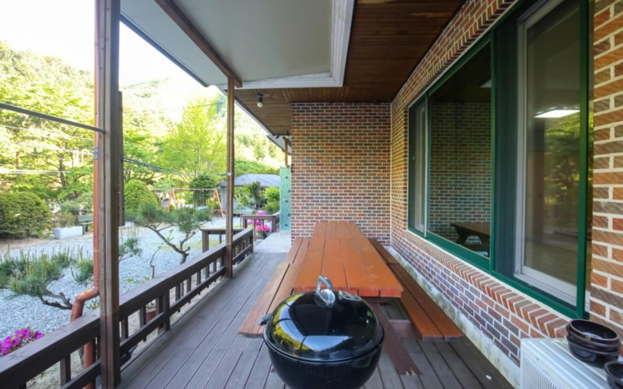 Yangpyeong Adeulbawi Pension
