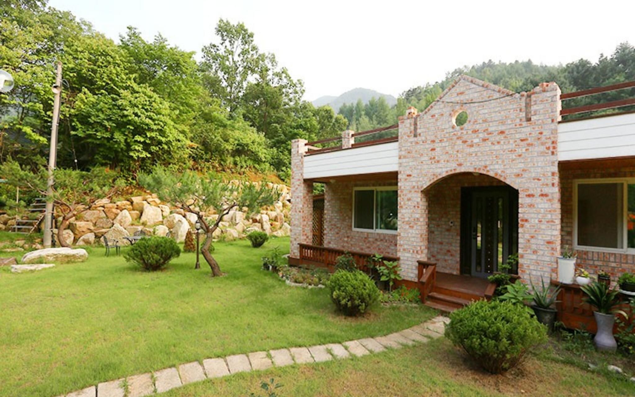 Yangpyeong Angel Singmurwon Pension