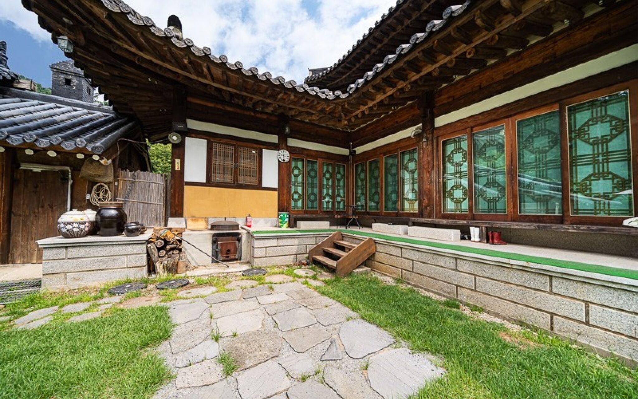 Yangpyeong Cheonnyeoncho Hanok Pension