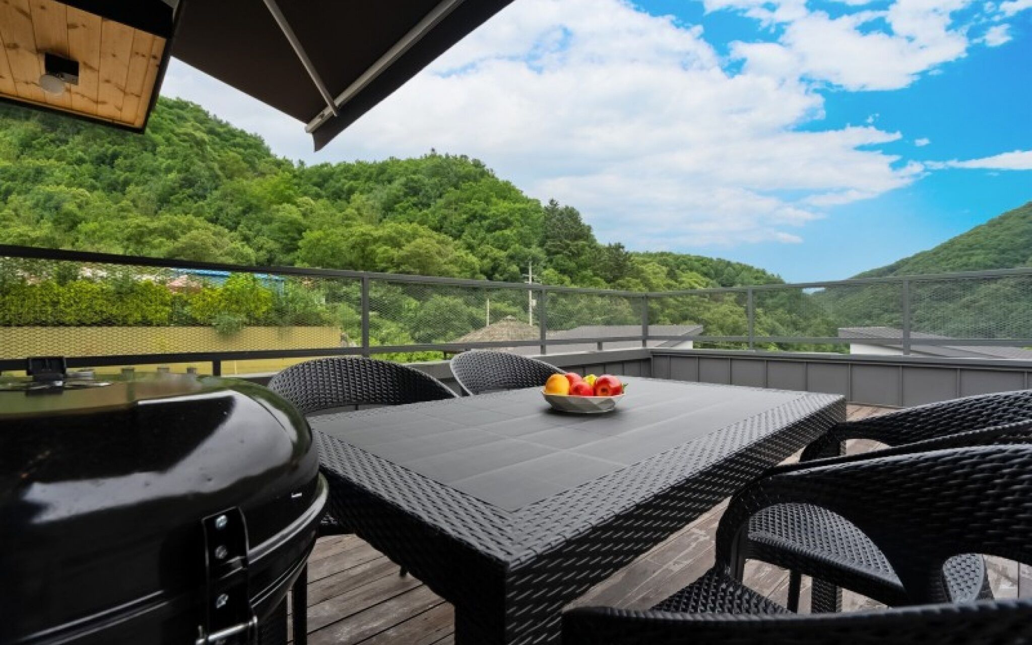 Yangpyeong Chorokbam Pool Villa Pension