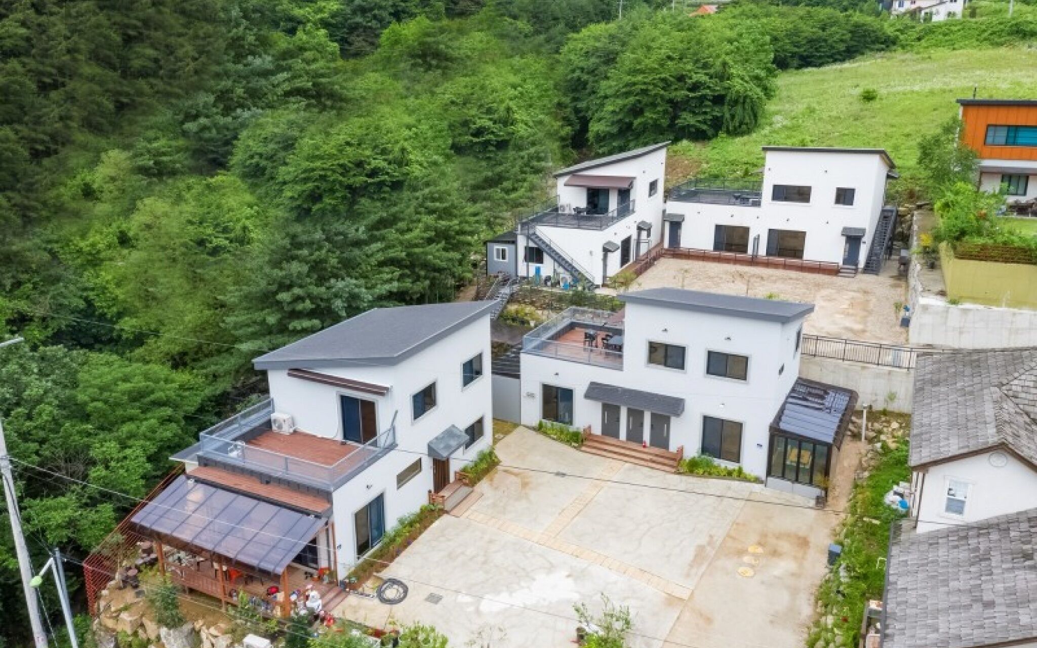 Yangpyeong Chorokbam Pool Villa Pension