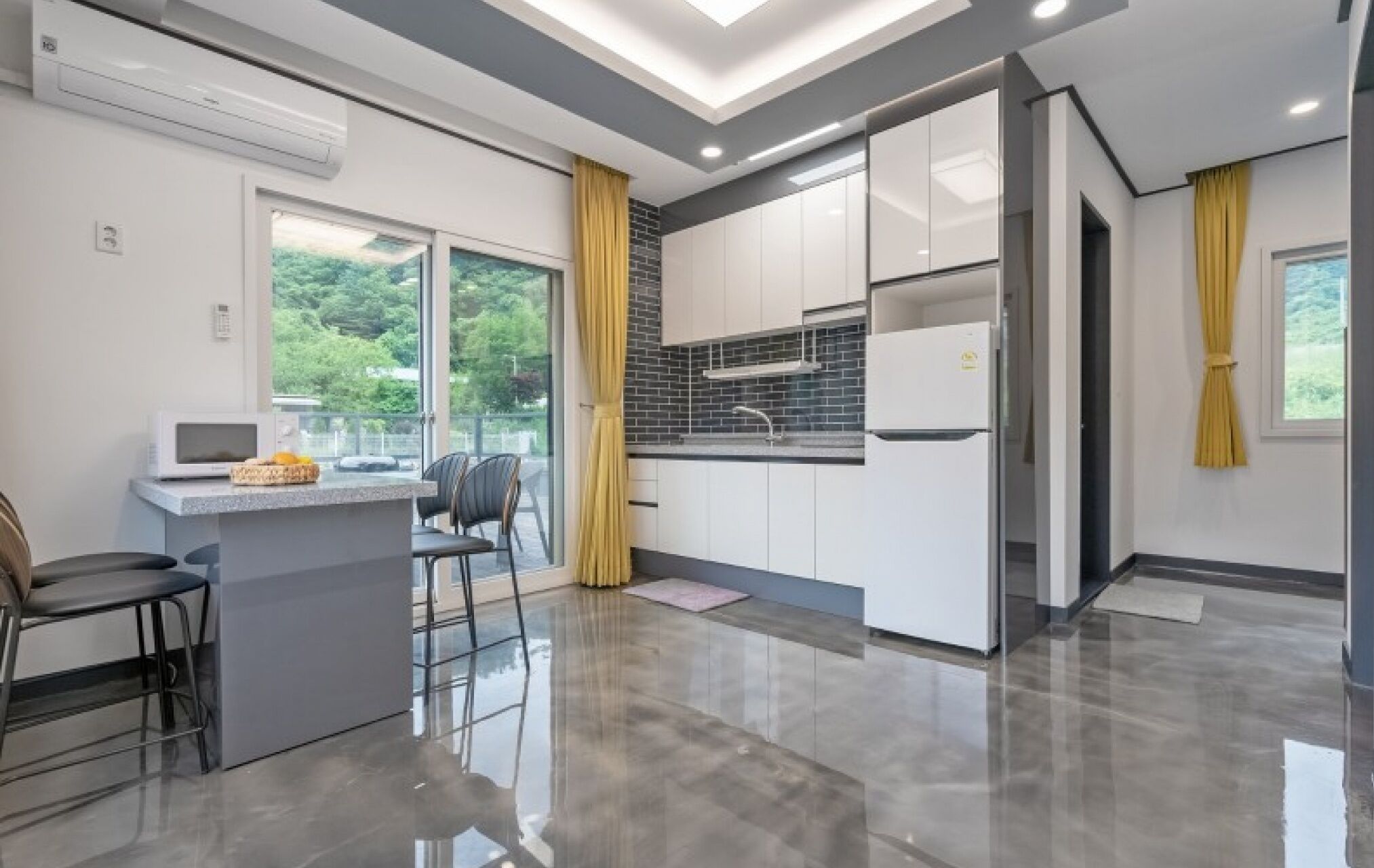 Yangpyeong Chorokbam Pool Villa Pension
