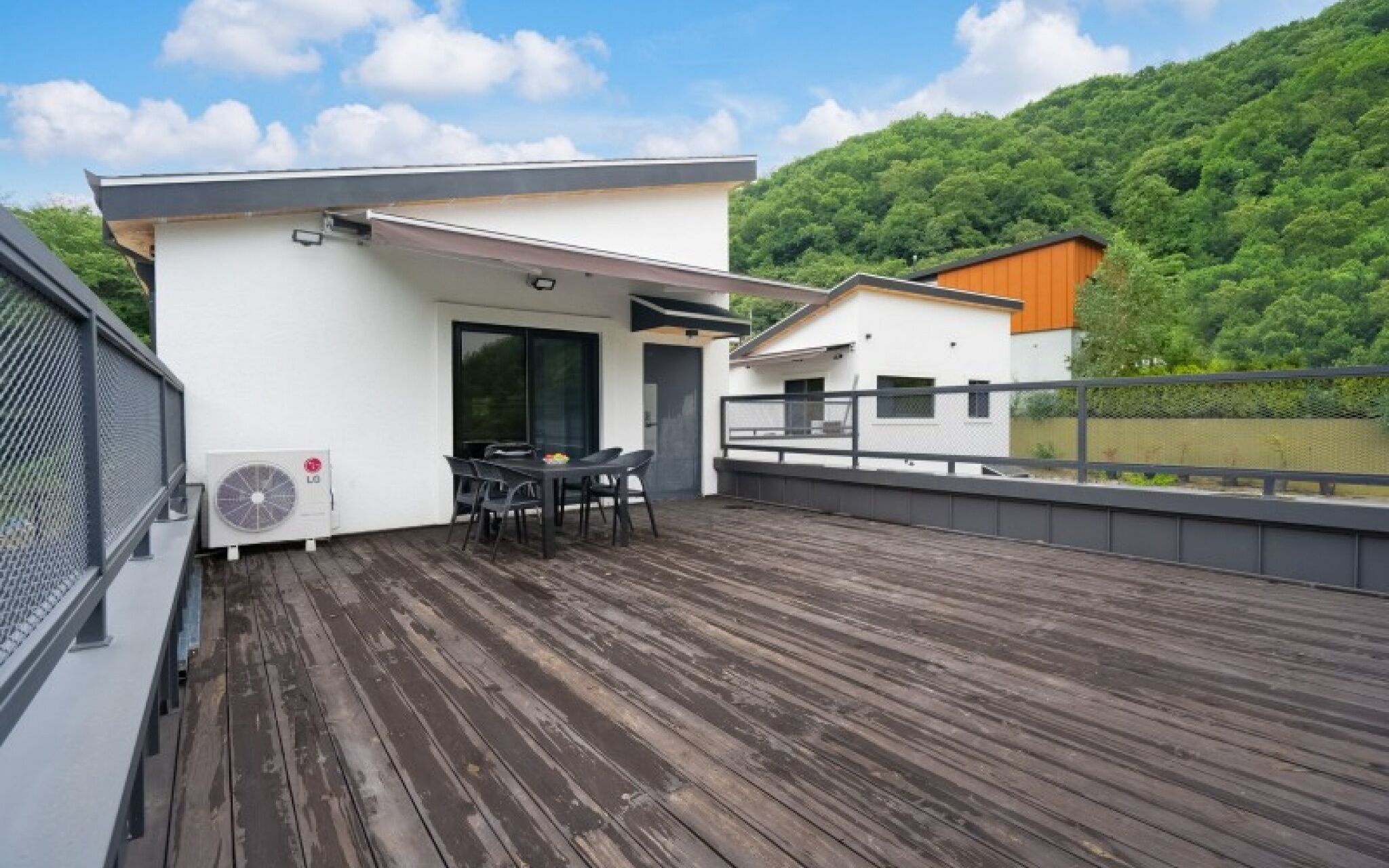 Yangpyeong Chorokbam Pool Villa Pension