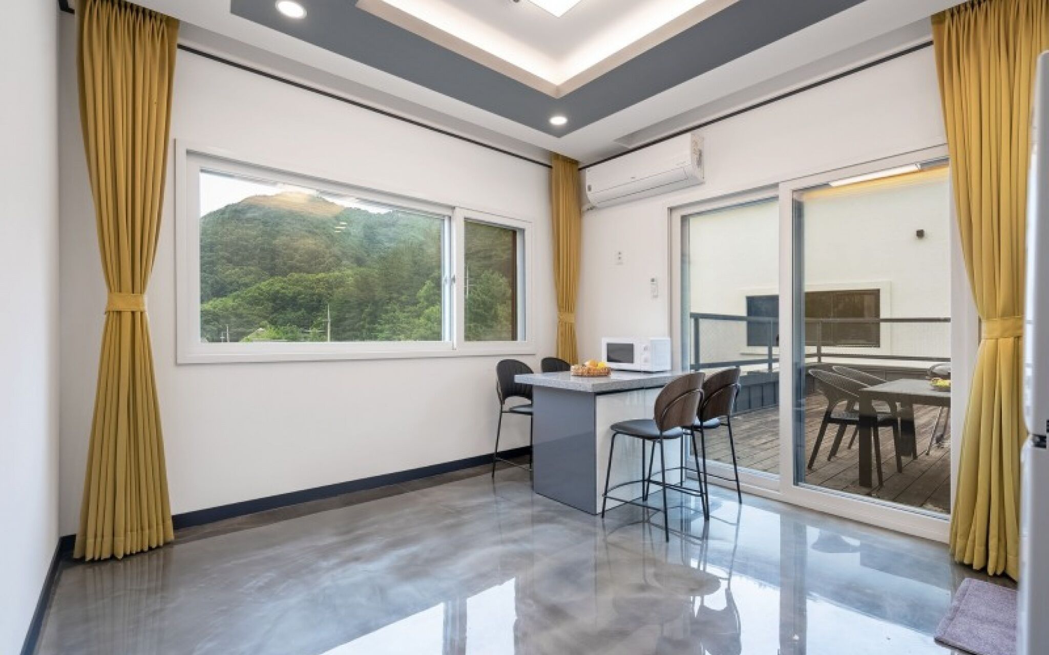 Yangpyeong Chorokbam Pool Villa Pension