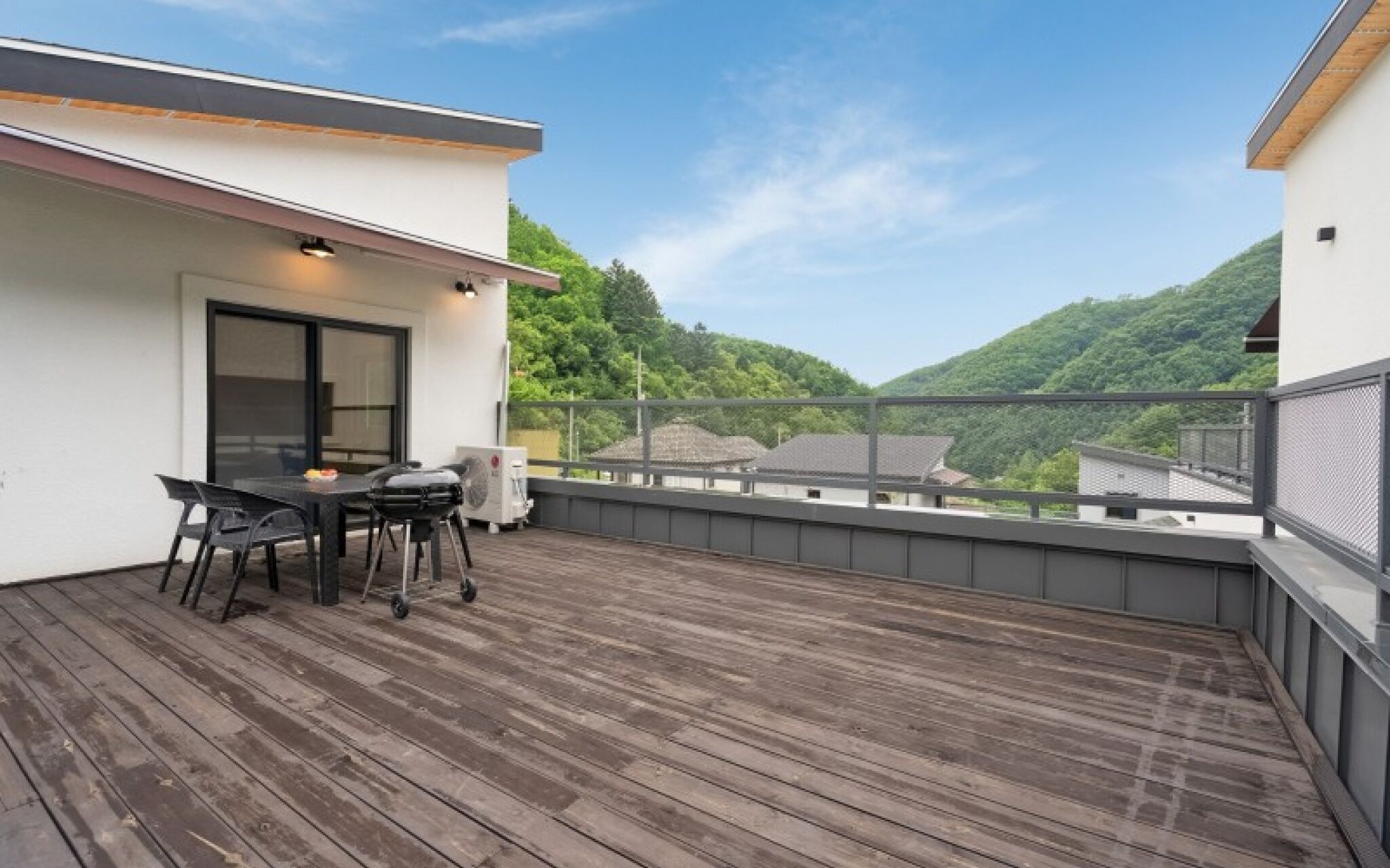 Yangpyeong Chorokbam Pool Villa Pension