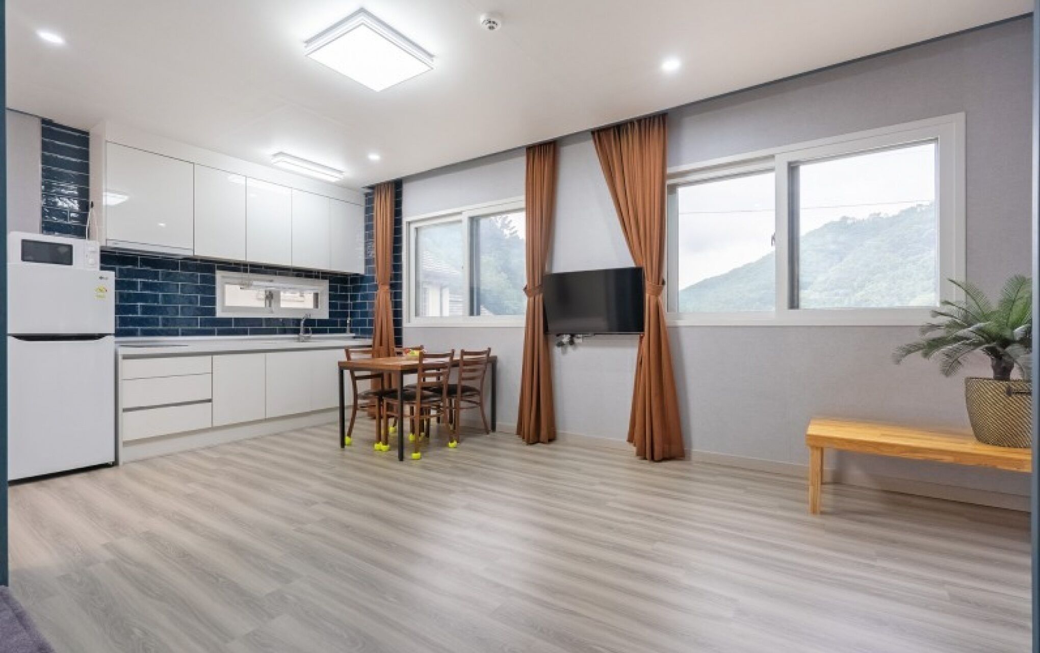 Yangpyeong Chorokbam Pool Villa Pension