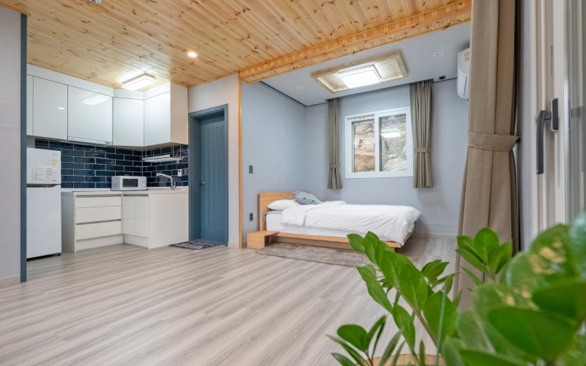 Yangpyeong Chorokbam Pool Villa Pension