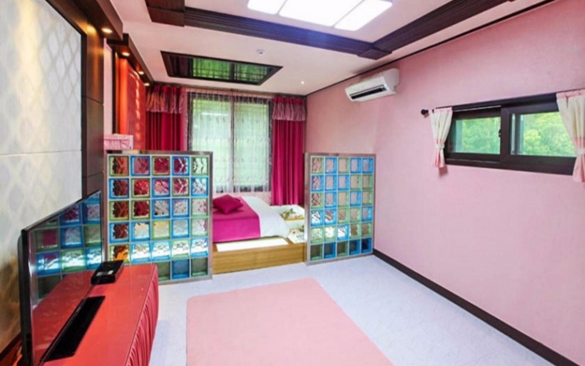 Yangpyeong Flower Caravan Pension