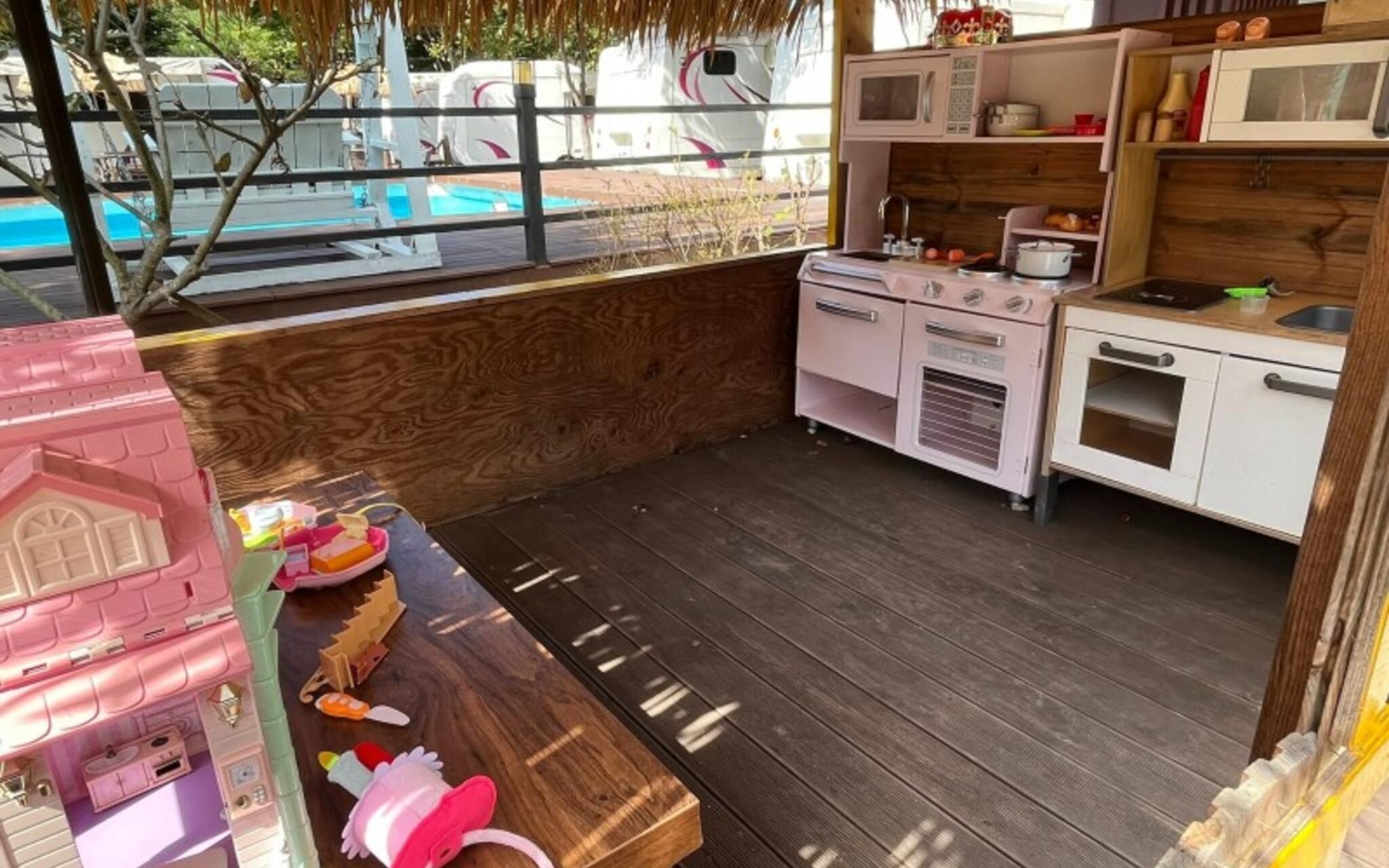 Yangpyeong Flower Caravan Pension