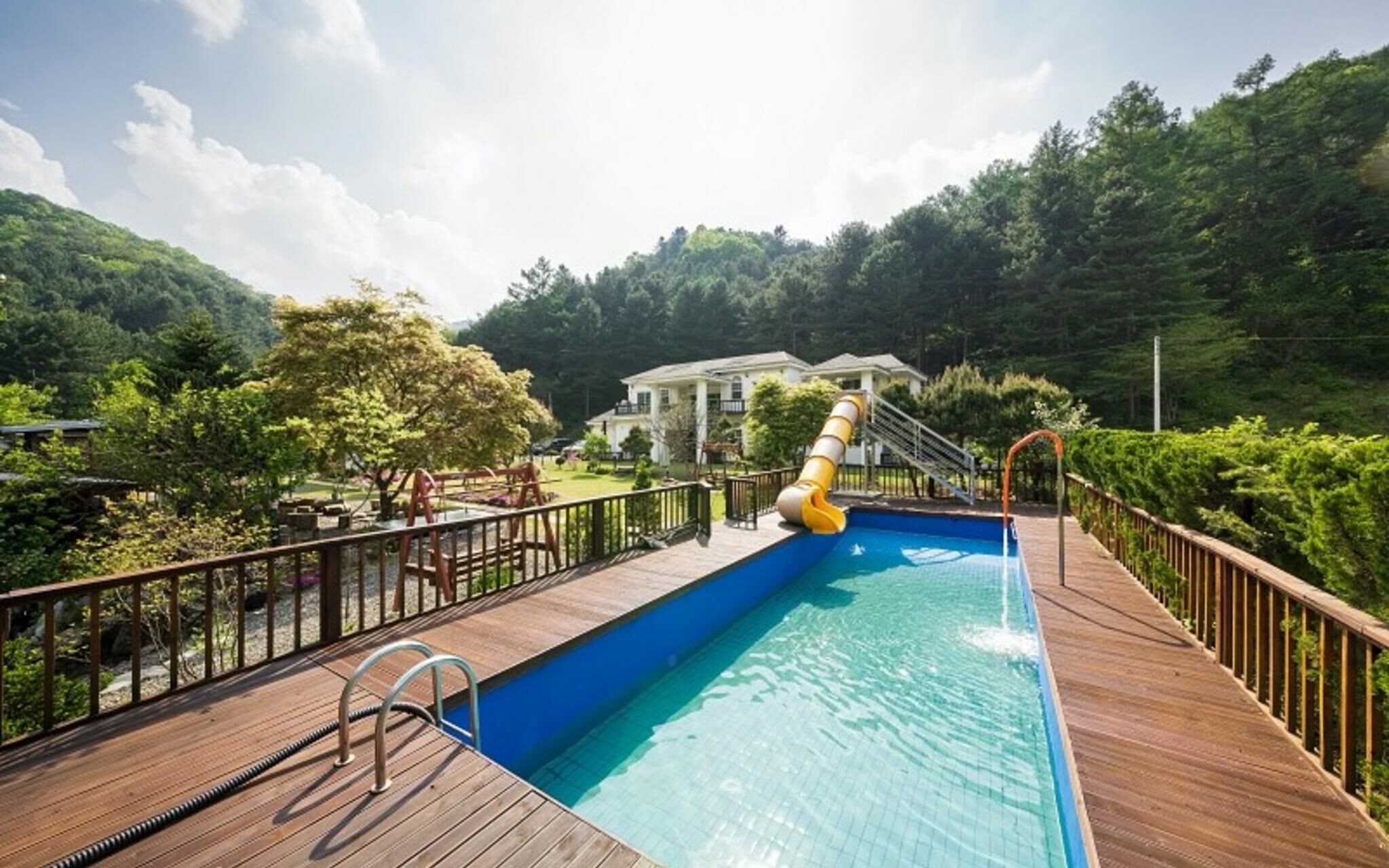 Yangpyeong Happy Story Pension