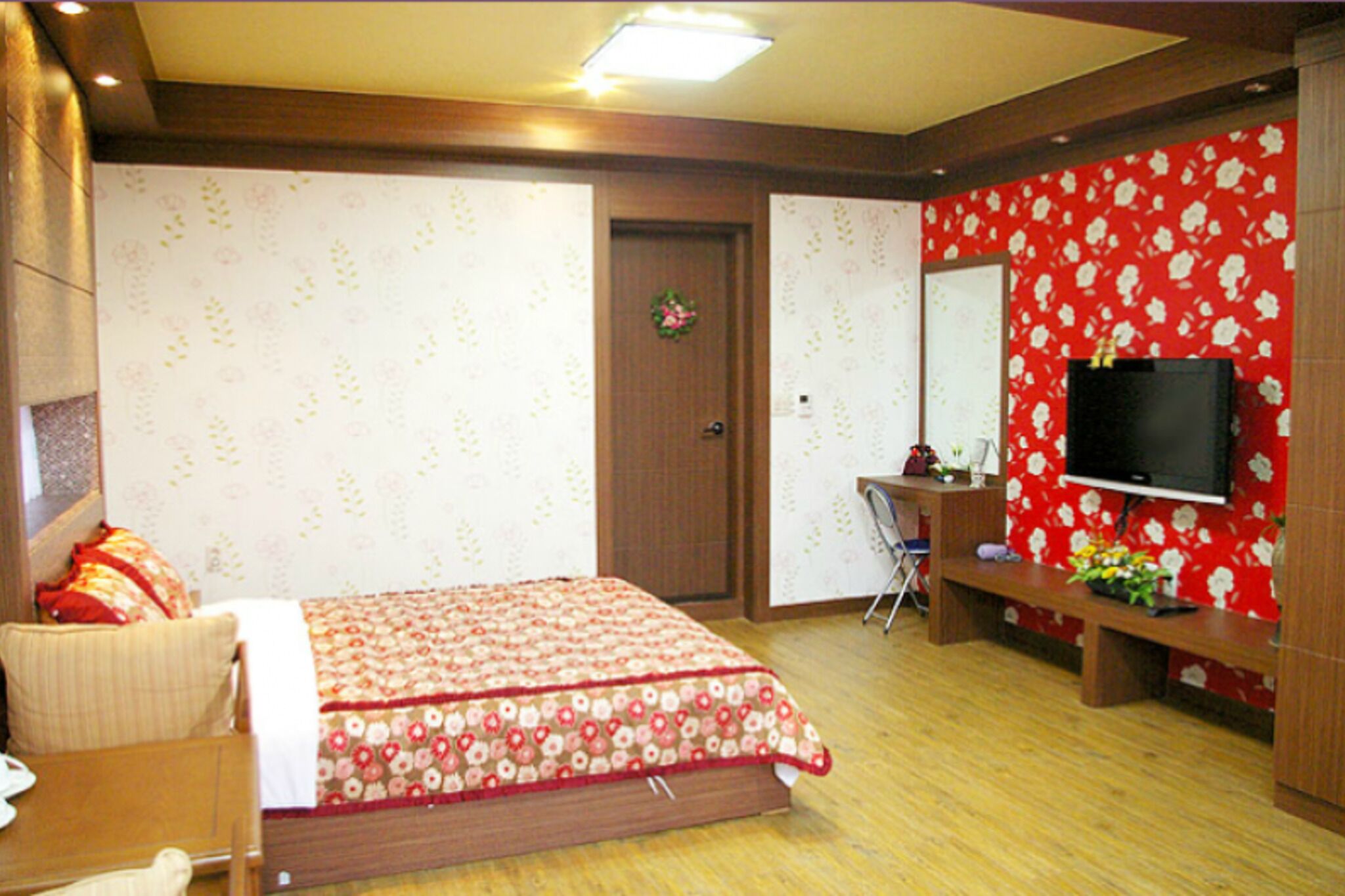 Yangpyeong Hayandohwaji Pension