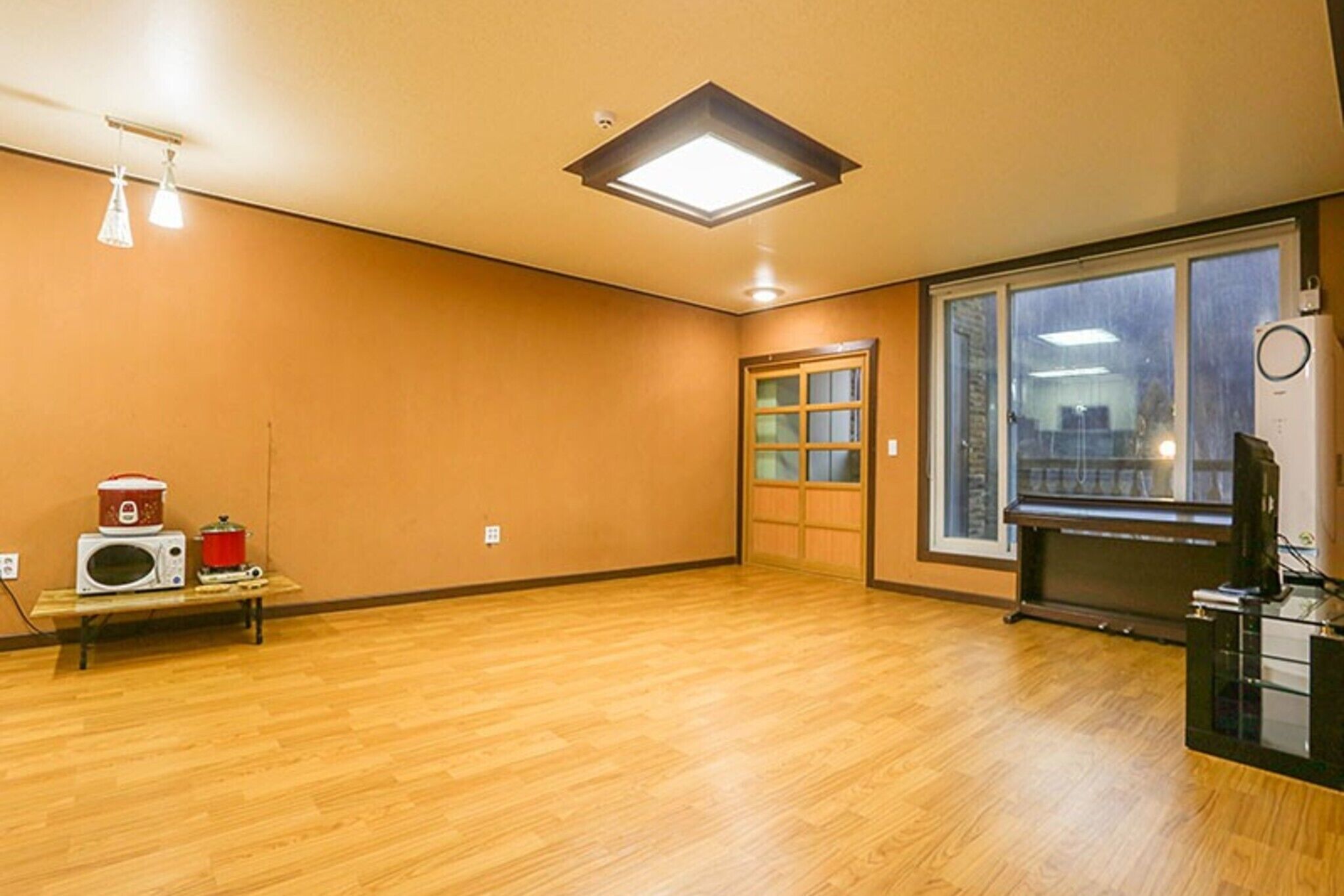 Yangpyeong Jajangnamu Sup Pension