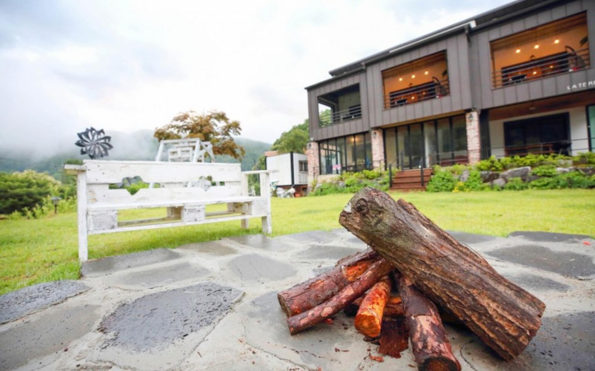 Yangpyeong La Terrasse Pension