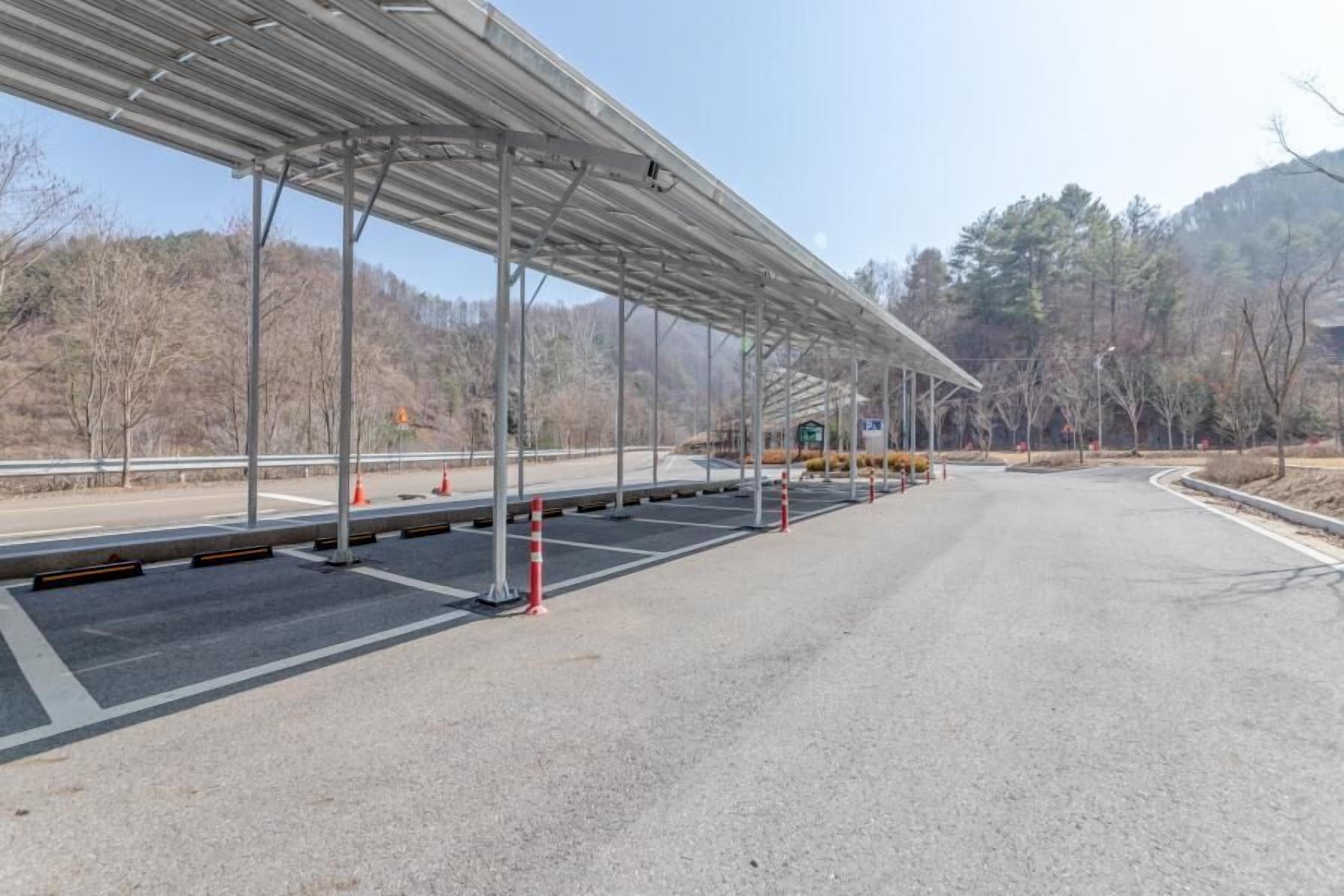 Yangpyeong Malgeun-soop Han ock Pension