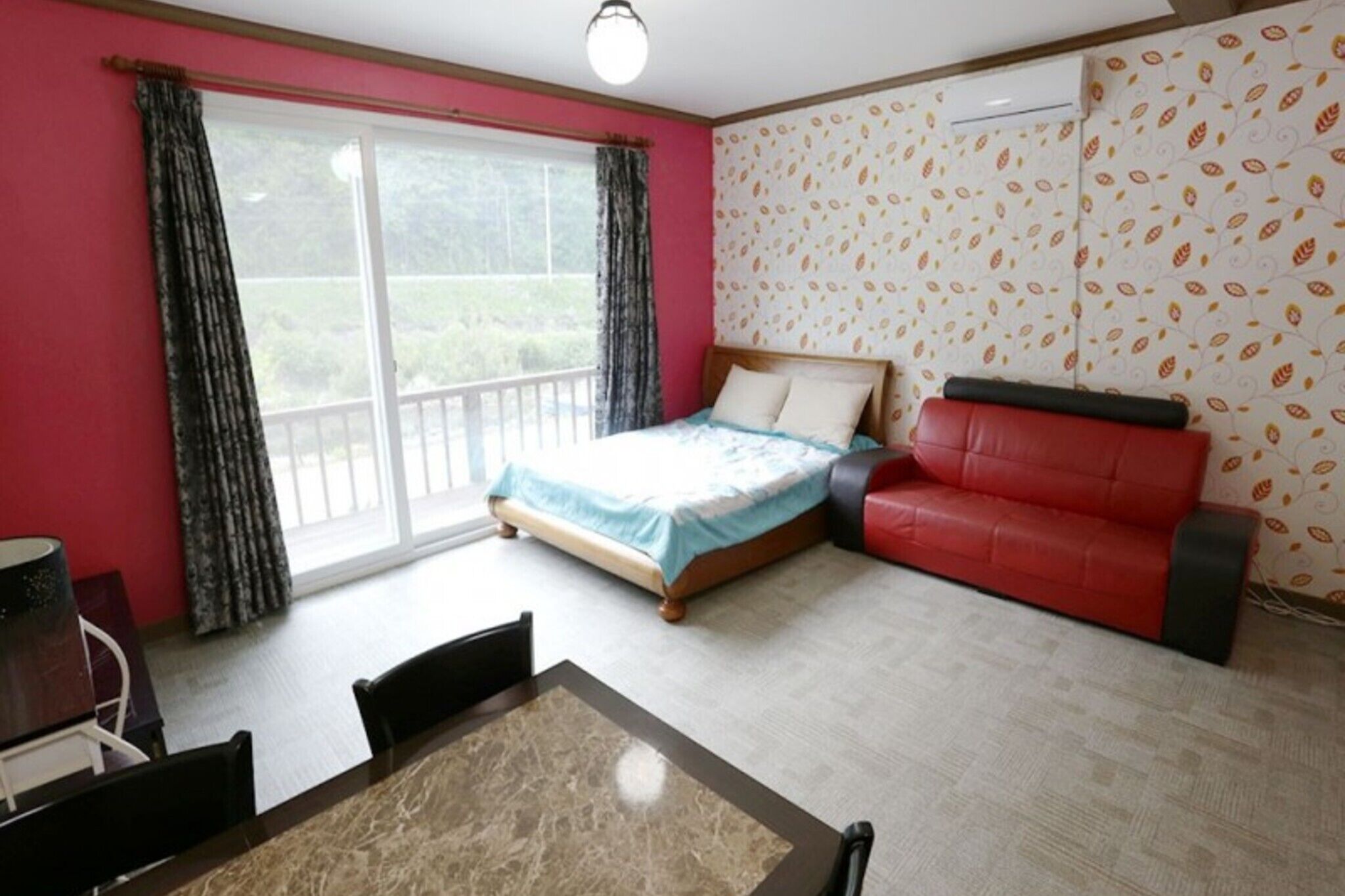 Yangpyeong Oettonjip Pension