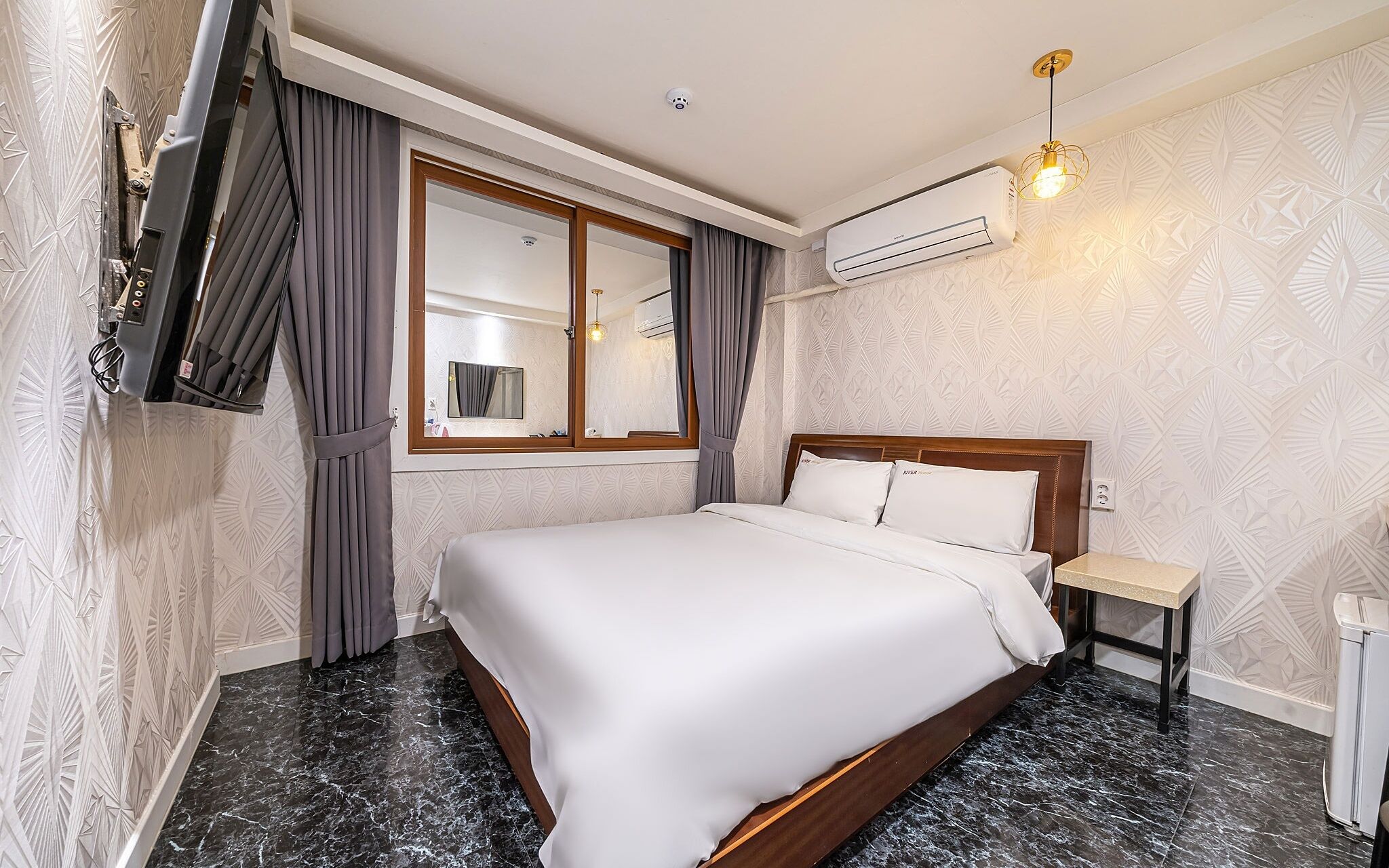 Yangpyeong River House