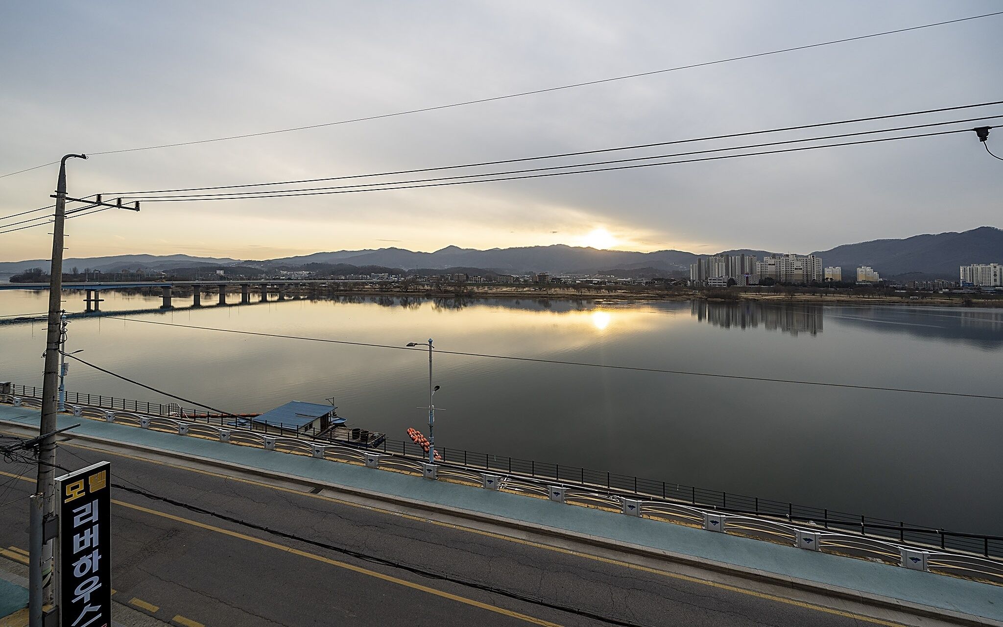 Yangpyeong River House