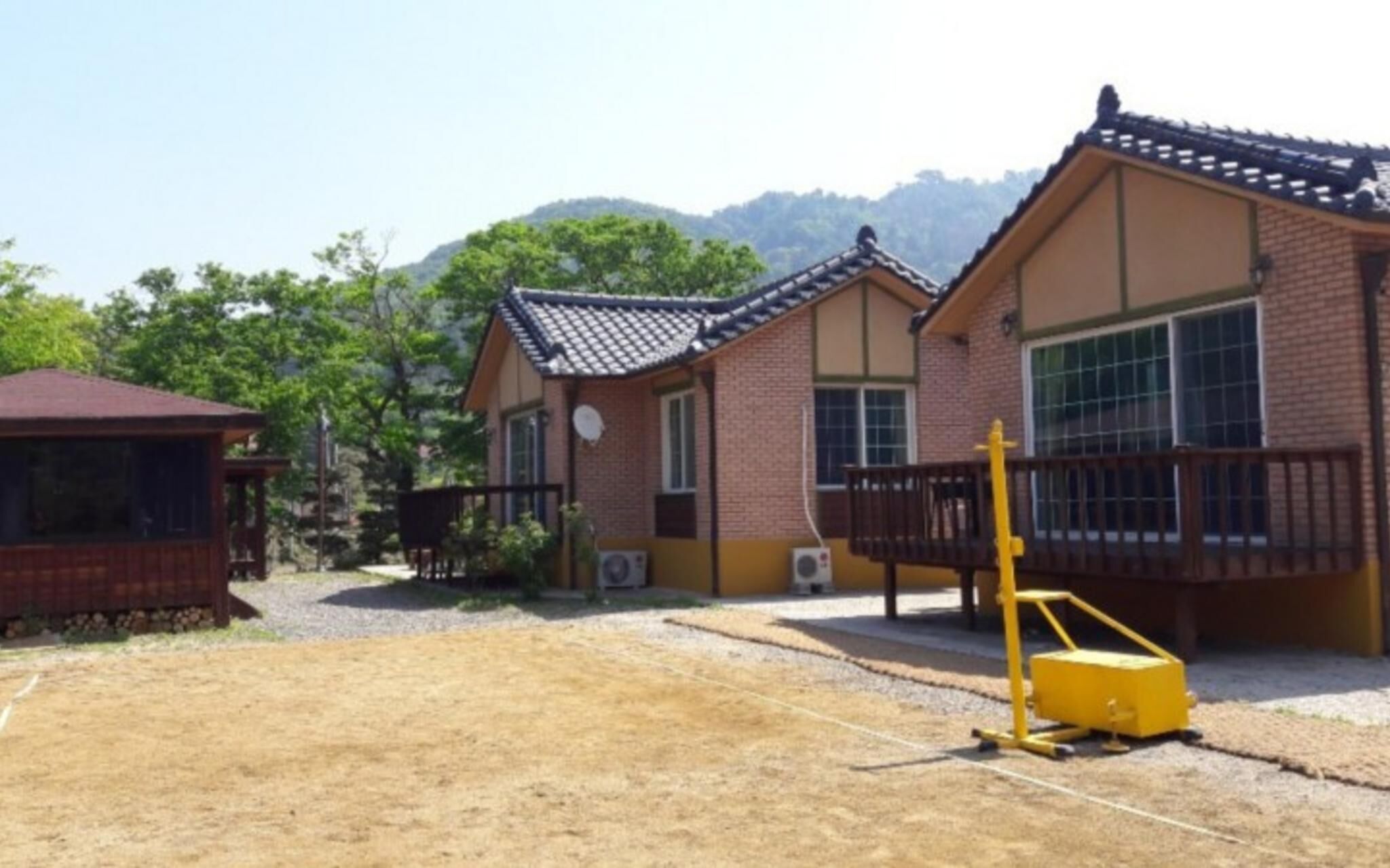 Yangpyeong Seohu Eco Village Pension