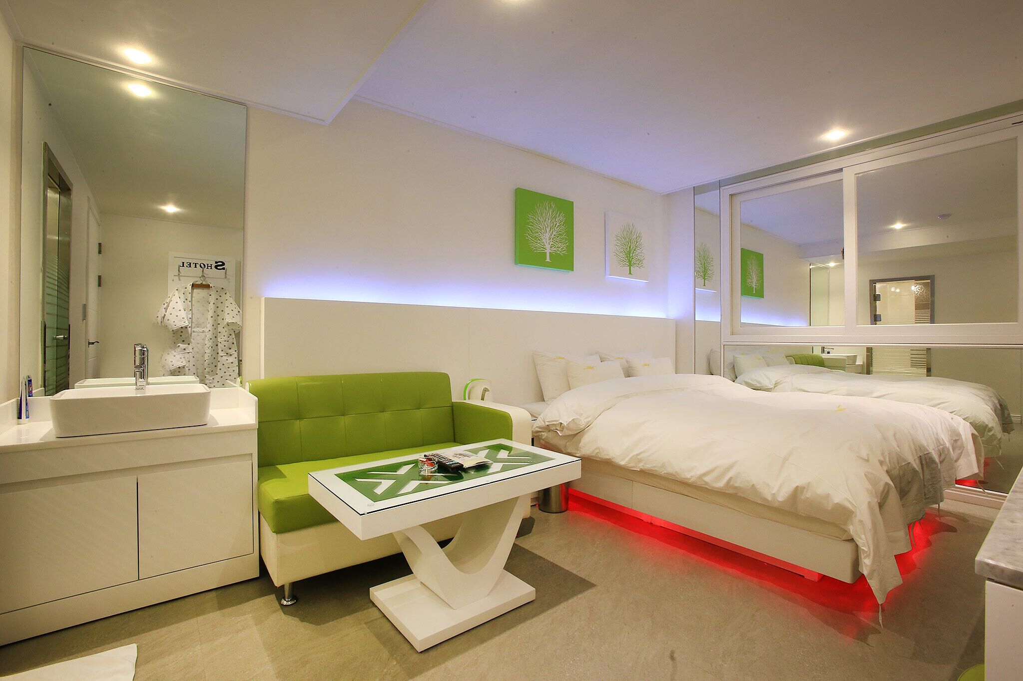 Yangpyeong Show Hotel