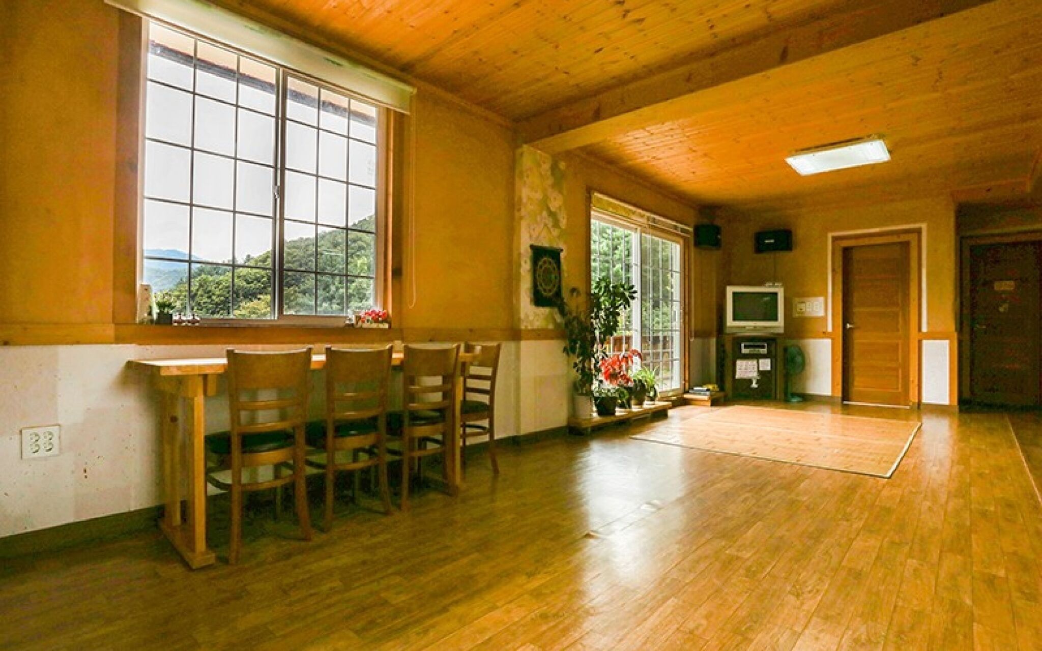 Yangpyeong Solbitgil Pension