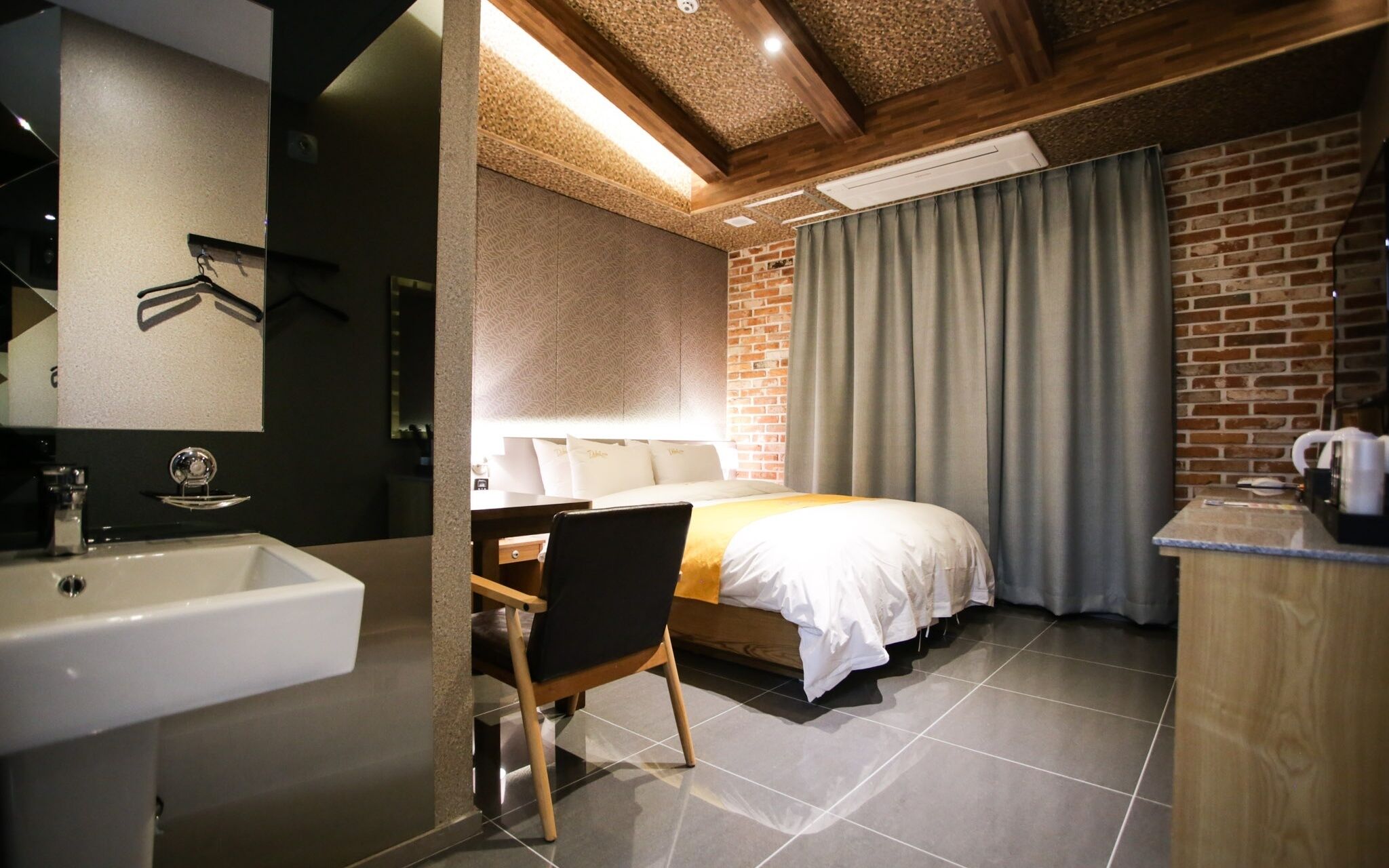 Yeoju Dubai Self Check-in Motel